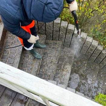ARMIN-Hausmeisterdienst Treppen putzen